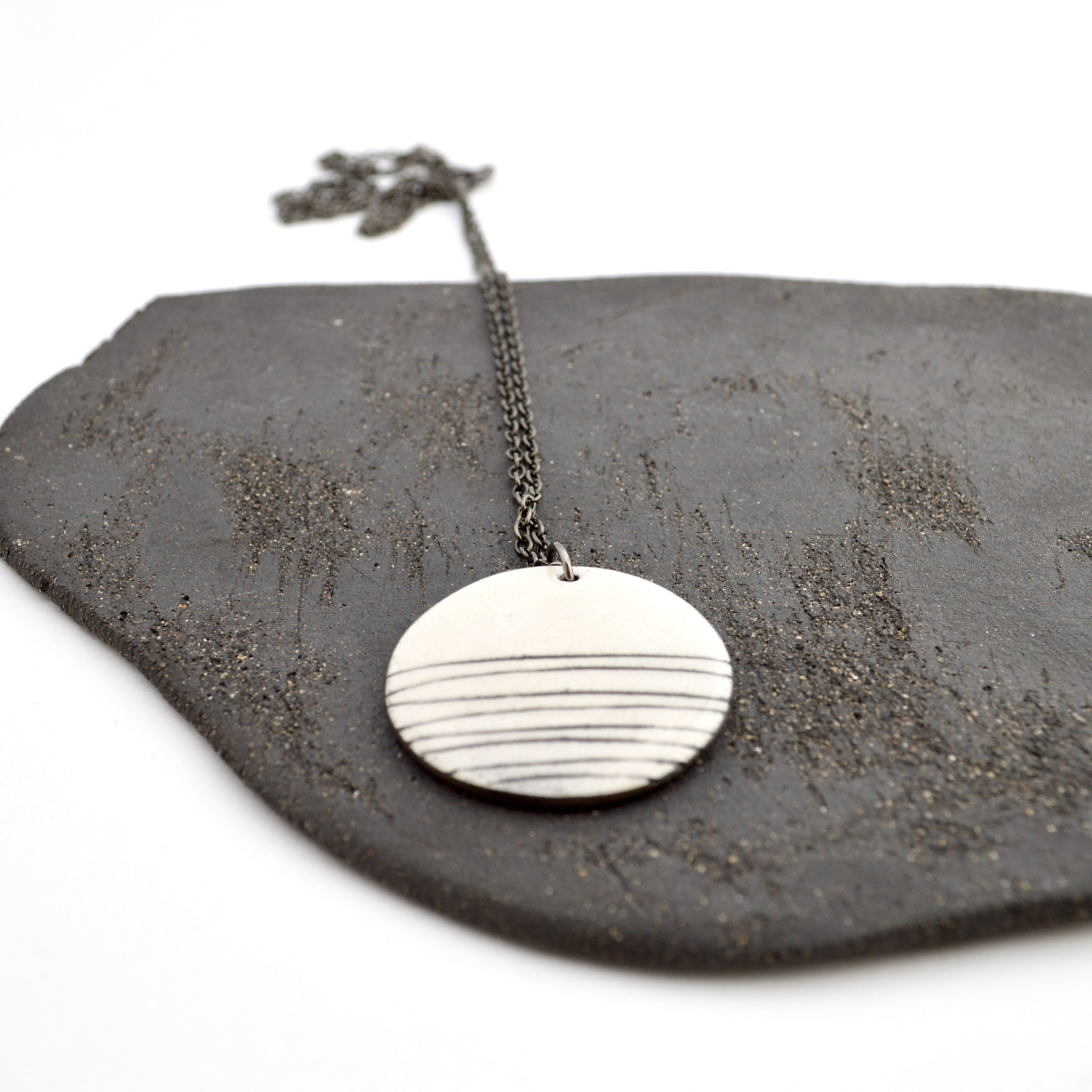 Colgante Horizonte 2_Collares_nohe